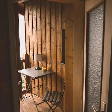 Naturnahes Familienchalet Mit Garten - Wifi - Netflix - Nur 15 Minuten Vom Chiemsee Und 35 Minuten Von Muenchen Entfernt Vogtareuth Exterior foto