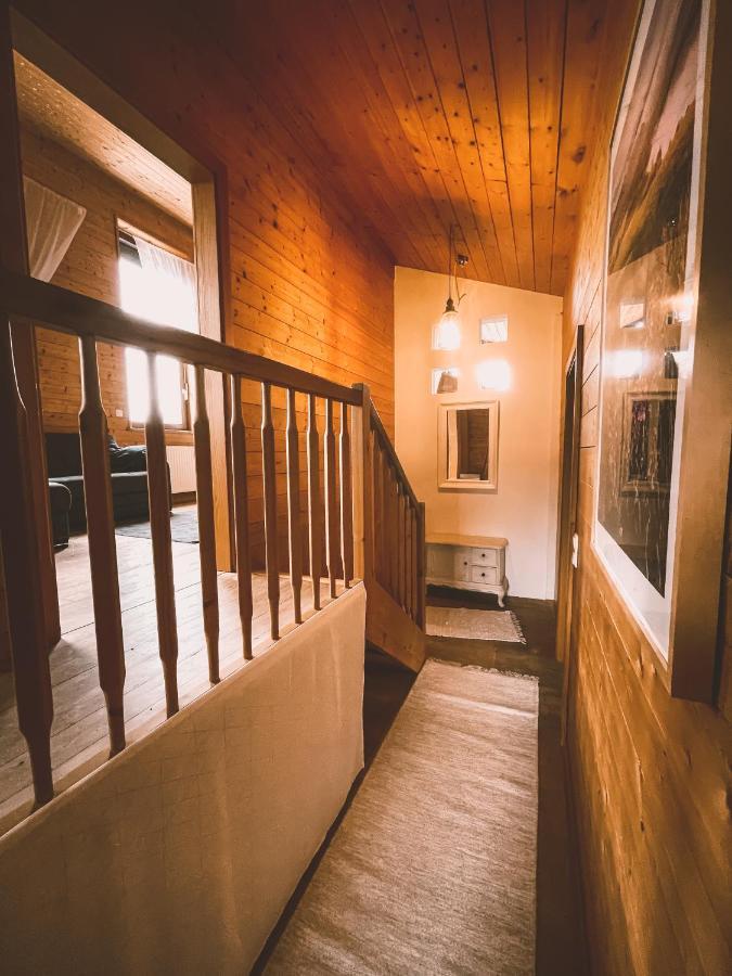 Apartment Naturnahes Familienchalet Mit Garten - Wifi - Netflix - Nur 15 Minuten Vom Chiemsee Und 35 Minuten Von Muenchen Entfernt Vogtareuth