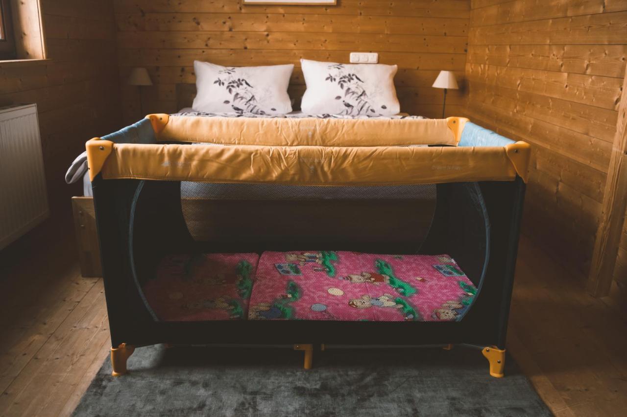 Apartment Naturnahes Familienchalet Mit Garten - Wifi - Netflix - Nur 15 Minuten Vom Chiemsee Und 35 Minuten Von Muenchen Entfernt Vogtareuth